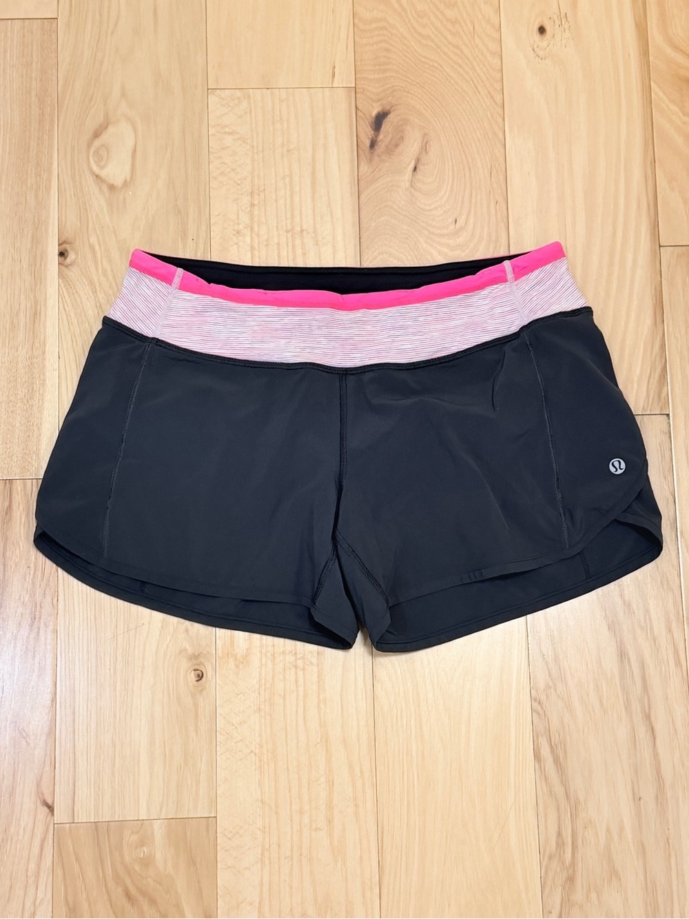 Lululemon Women’s Turbo Run Short